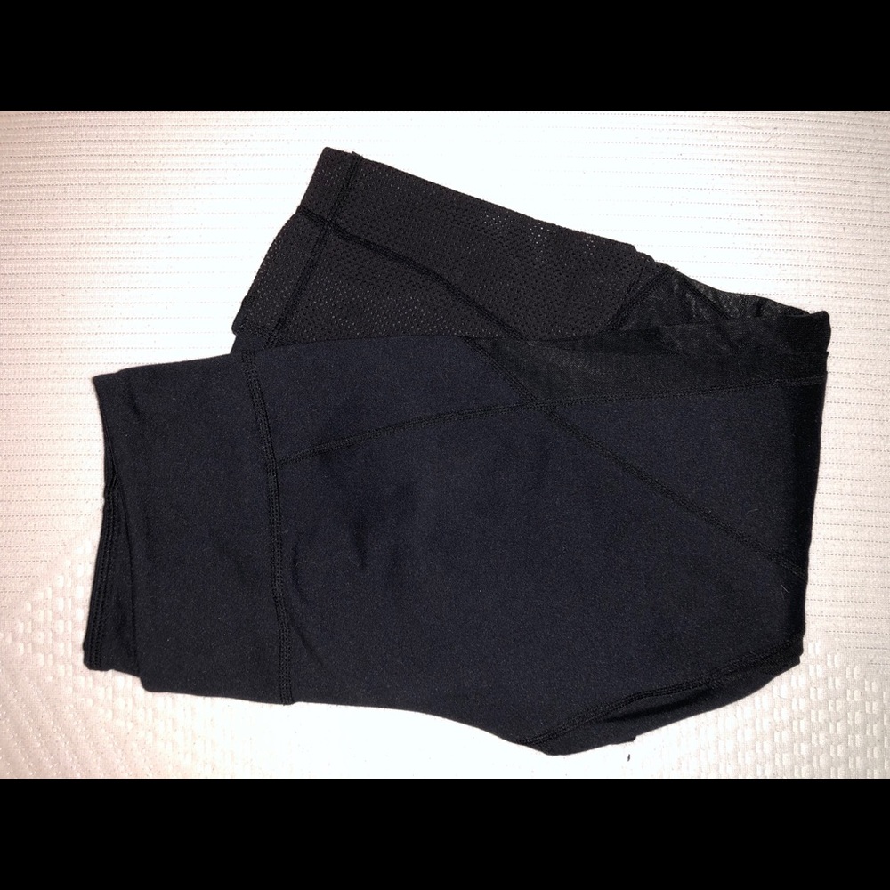 Zella Capri leggings